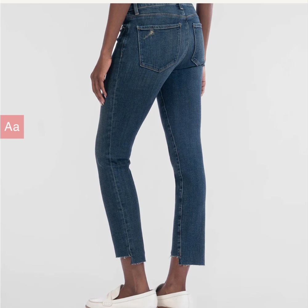 Kut from the Kloth. New with tags. Mid rise Reese ankle straight leg. Size 2.